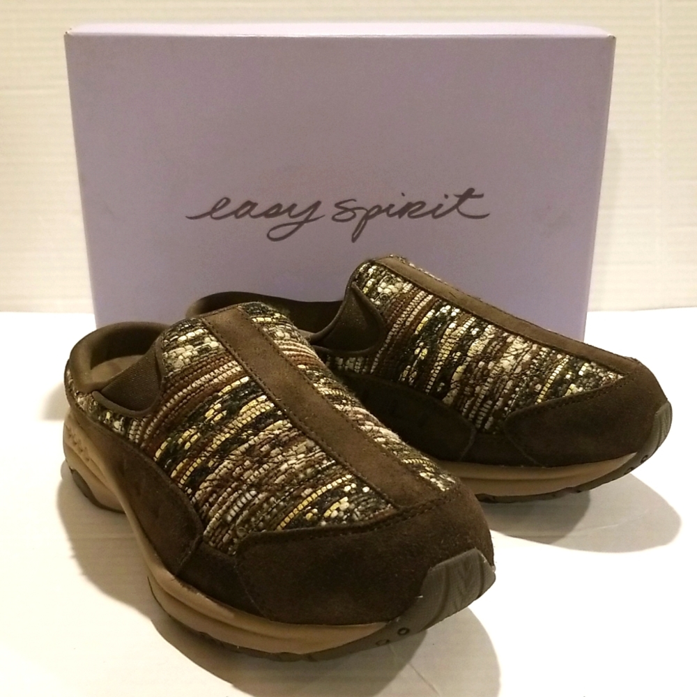 EASY SPIRIT sz 6 Extra Wide suede leather womens clogs mules slip on sneakers